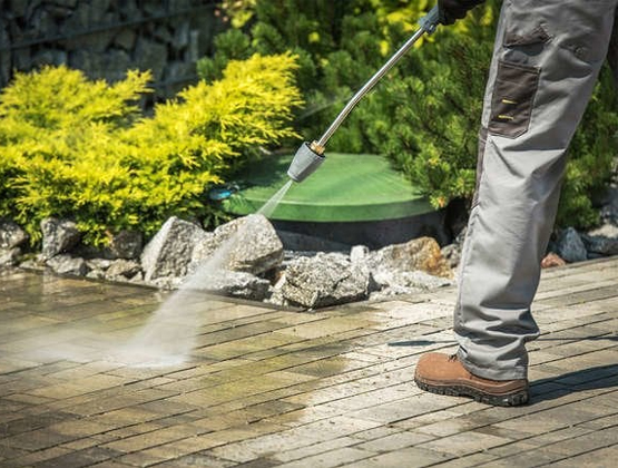 Know The Benefits Of Professional Driveway Cleaning